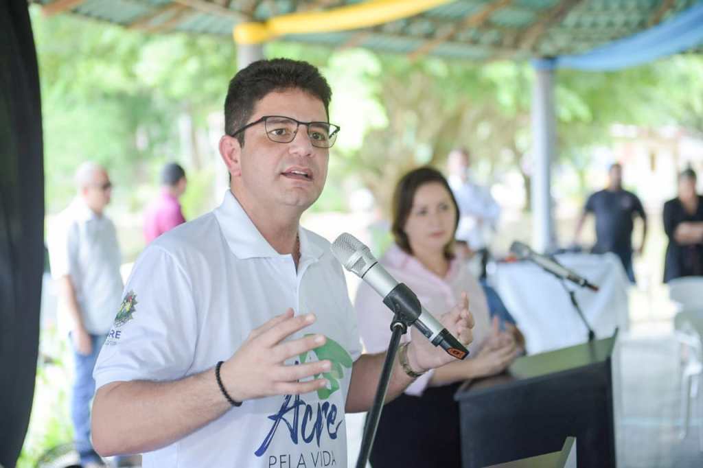 Acre tem o 2º maior número de casos de coronavírus por habitantes, diz Gladson