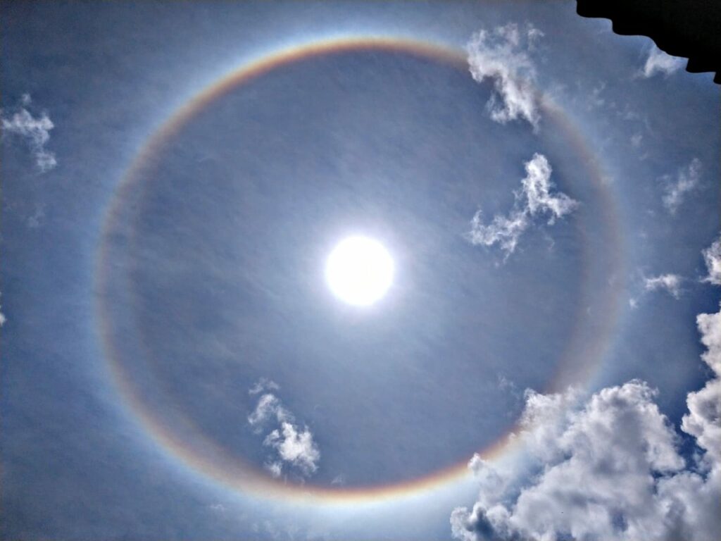 Fenômeno “Halo Solar” gera medo e confusão entre alguns cruzeirenses; entenda