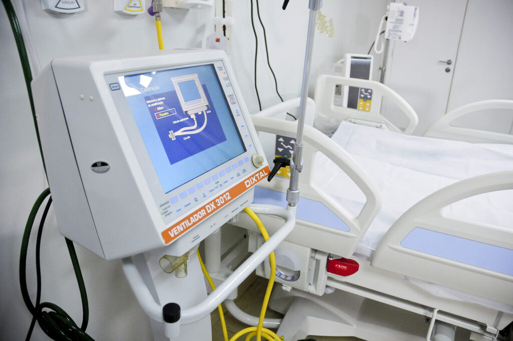 90% dos leitos de UTI estão ocupados no Hospital de Campanha do Juruá