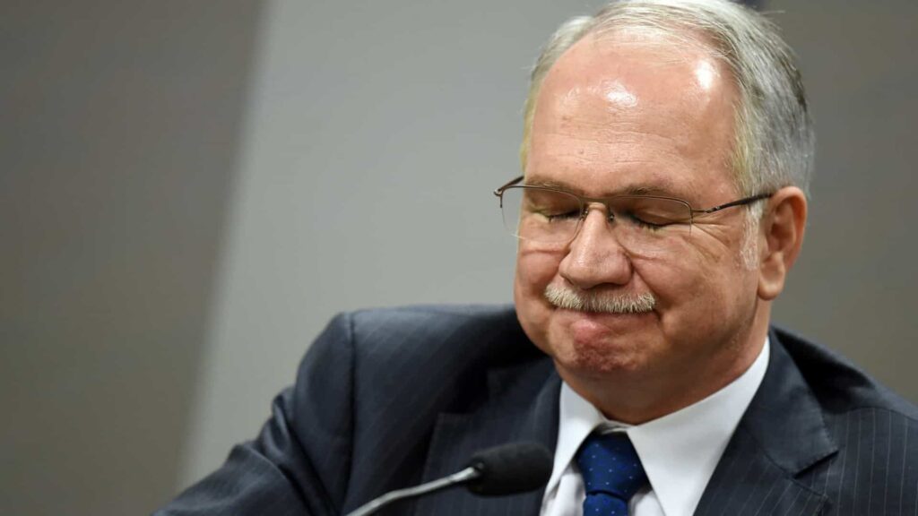 Fachin diz que TSE deveria ter autorizado candidatura de Lula