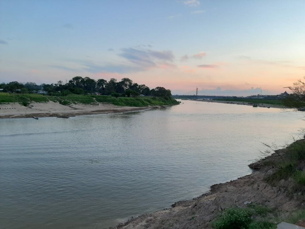 Após chuvas, Rio Juruá dá sinais de elevação em Cruzeiro do Sul