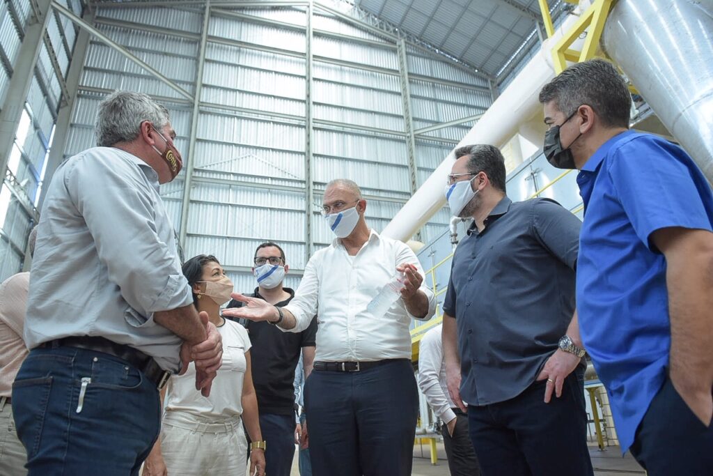 Embaixador Israelita visita o Complexo de Peixes da Amazônia