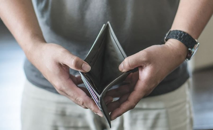 13 mil acreanos afastados do trabalho durante a pandemia não tiveram salário em julho