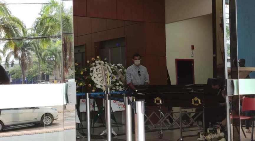 Comoção: Pecuaristas e autoridades se despedem de Alércio Dias em velório na Aleac