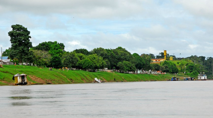 Indígena é encontrada morta às margens de rio no interior do Acre
