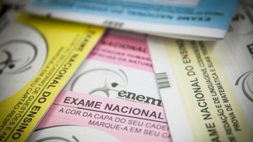 Enem: infectados por Covid-19 no dia de prova poderão fazer exame em fevereiro