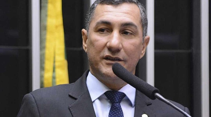 Jesus Sérgio solicita ao governo federal 13º salário para os Soldados da Borracha