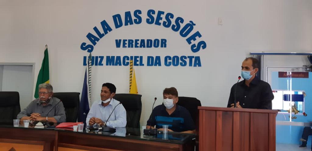 Câmara de Vereadores recepciona Prefeito eleito Zequinha Lima e Henrique Afonso durante sessão