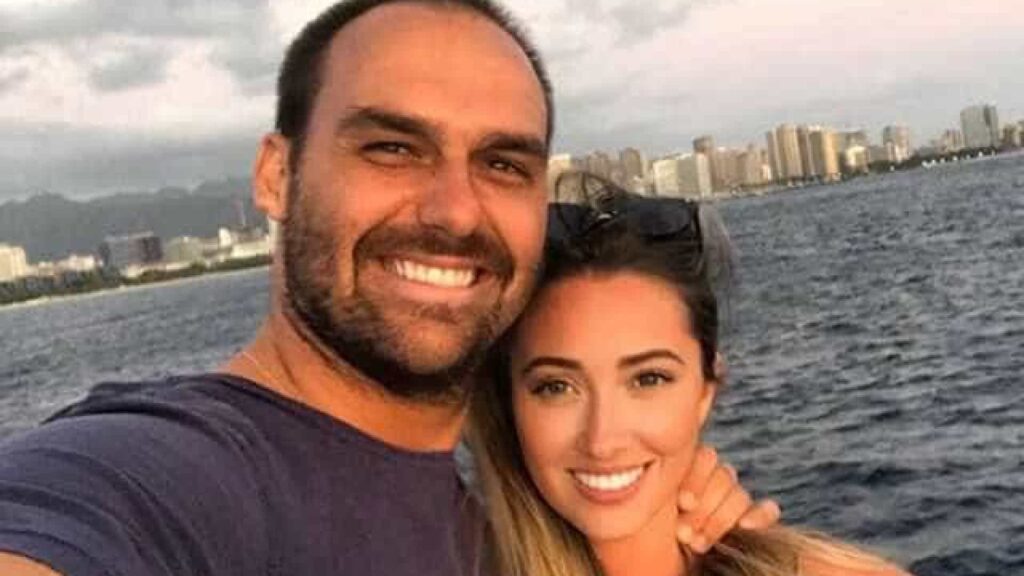 Nora de Bolsonaro chama movimento antivacina de ‘coisa de retardado’