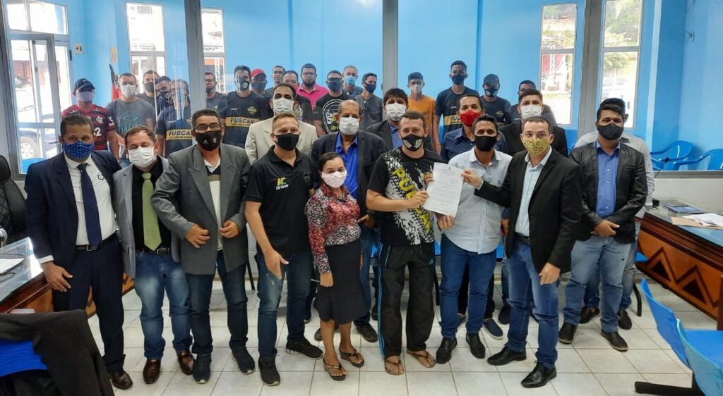 Em Cruzeiro do Sul, Pubcar comemora o reconhecimento do transporte por aplicativo pela Câmara de Vereadores