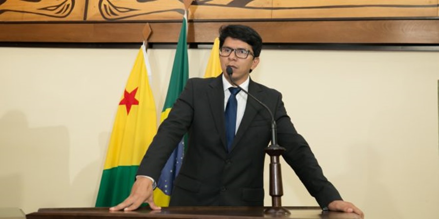 “A privatização da Eletroacre só trouxe prejuízos”, afirma deputado Jenilson Leite