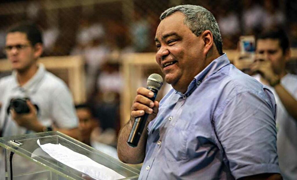 Prefeito de Sena Madureira quer aumentar o próprio salário para 18 mil