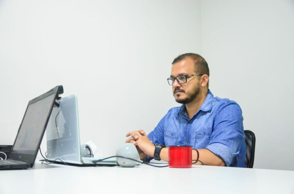 “Bocalom nem assumiu e já quer retirar o direito da passagem de 1 real dos estudantes”, critica Forneck