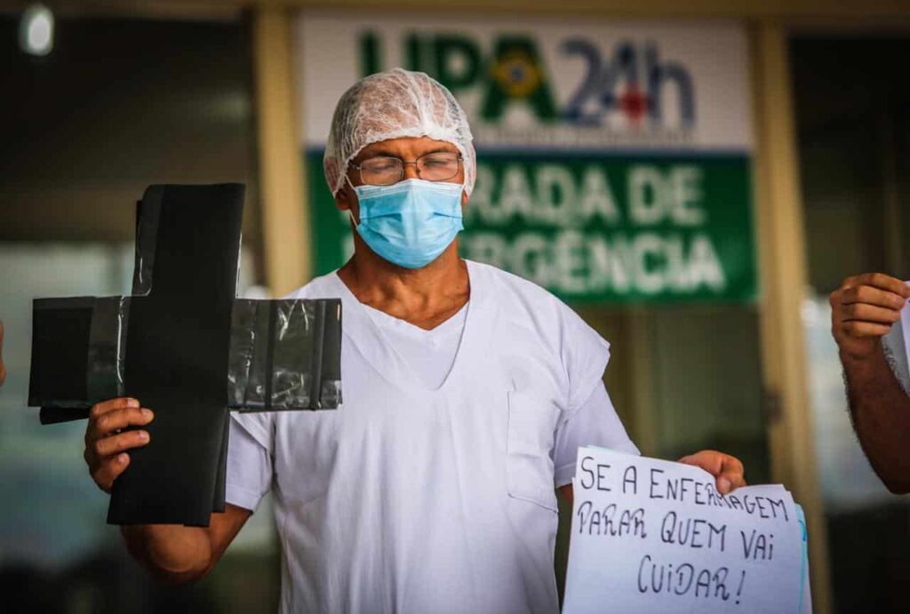 Com atraso de auxílio temporário, servidores da Saúde ameaçam paralisão na próxima semana