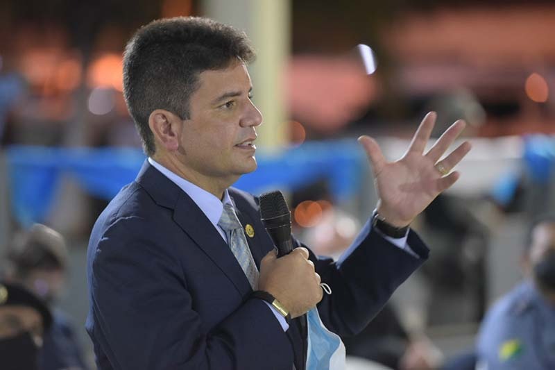 “Tem o meu respeito, ele é o meu vice. Quem votou no Gladson, votou nele também”, diz governador sobre relação com Major Rocha