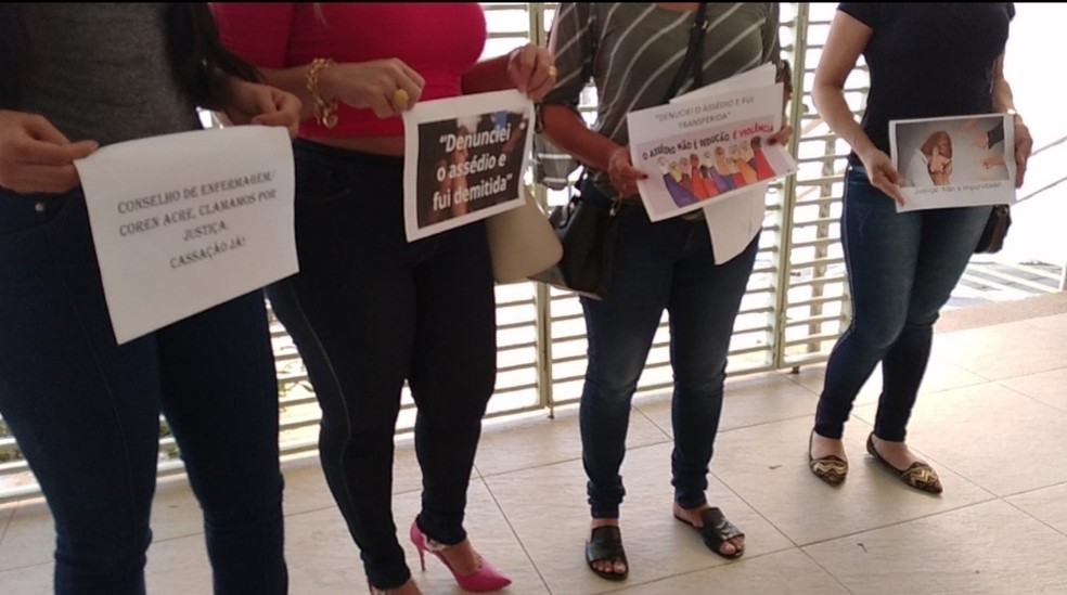 Enfermeiras protestam e denunciam casos de assédio sexual e moral praticados por gerente