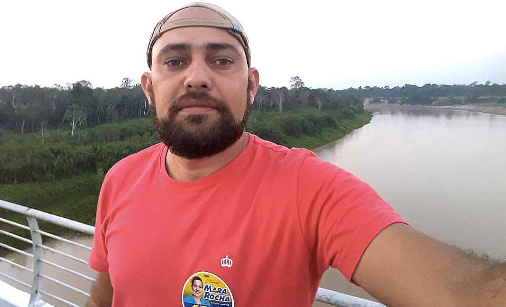 Sargento da Polícia Militar do Acre diz que na manifestação contra Bolsonaro só tinha “maconheiro e viado”