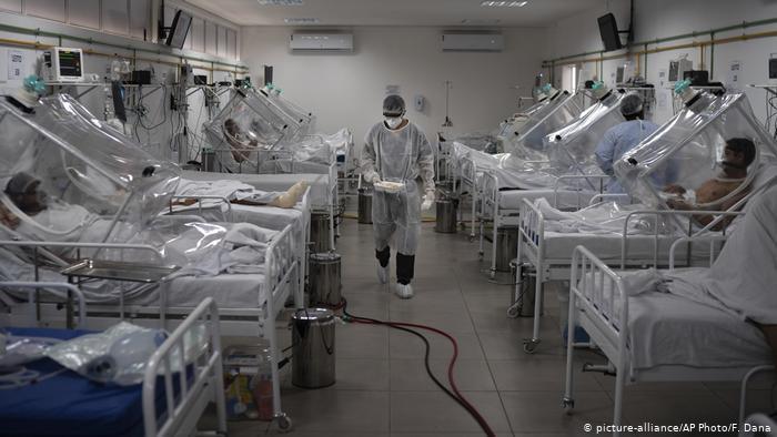 Médica da rede pública de Manaus diz que tem que escolher entre ‘quem vive e quem morre’