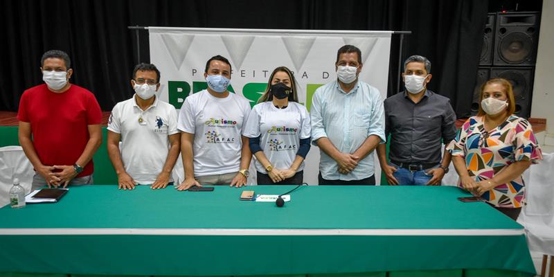 Rocha e Gonzaga debatem sobre tratamento ao autismo e implantação do Cetrin avança no Alto Acre