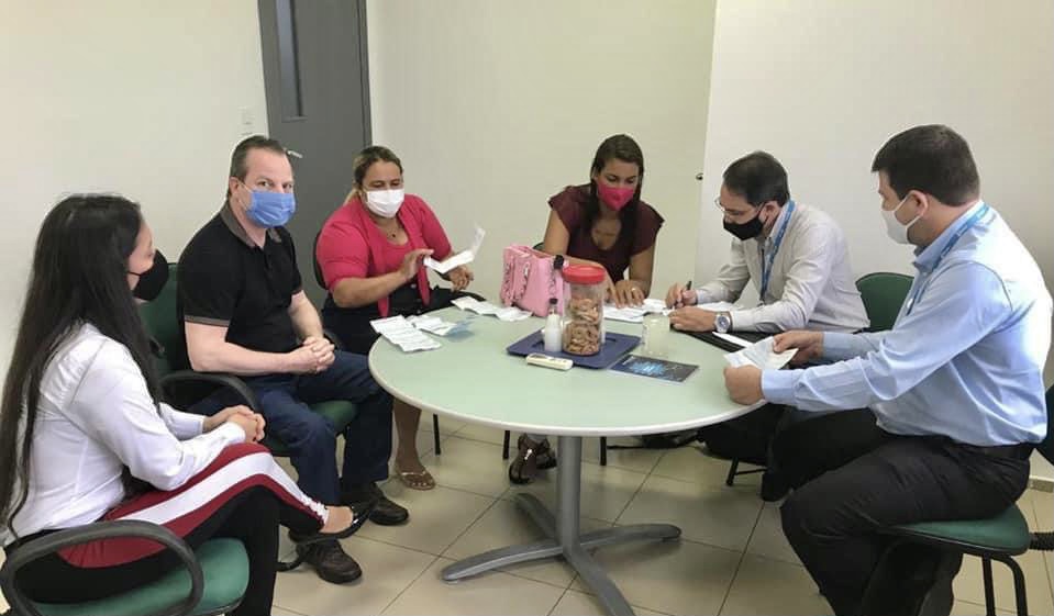 Deputado Pedro Longo intermedia dialogo entre moradores da Cidade do Povo e Energisa