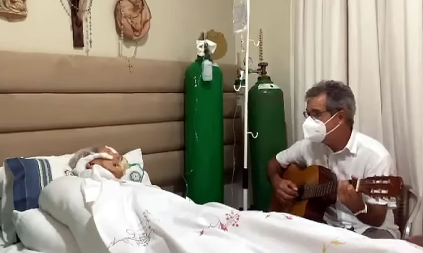 “Como é grande o meu amor por você”, canta Jorge antes da mãe falecer vítima da Covid-19