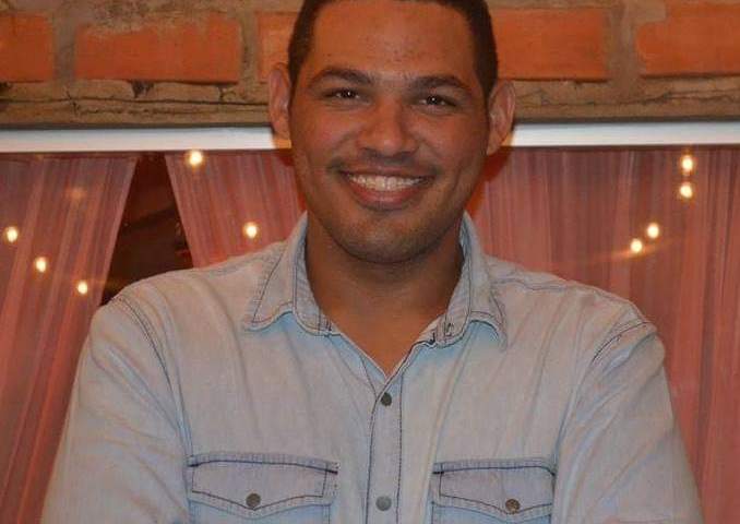 Federação chama de ‘covarde’ demissão de repórter que fez pergunta incômoda a Bolsonaro