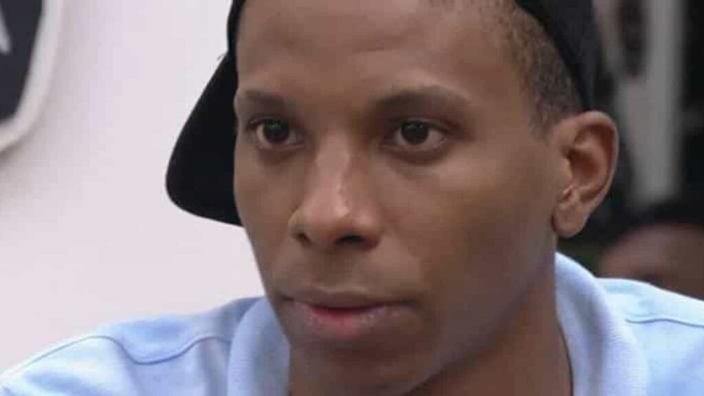 Lucas Penteado deixa o BBB 21 após perseguição de vários jogadores