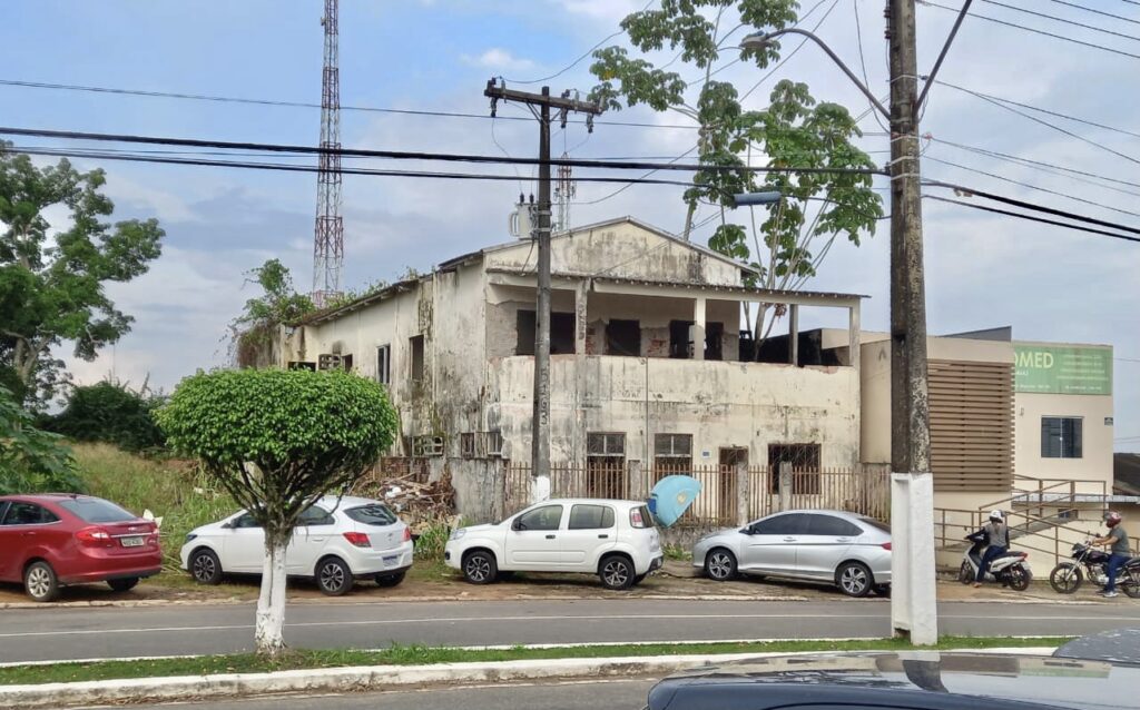 Governo reforma prédio abandonado para abrigar novo órgão de segurança pública em Cruzeiro do Sul