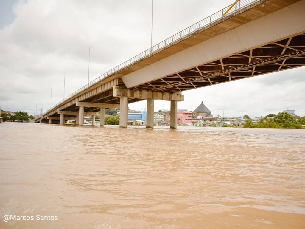 Após vazante, rio Juruá volta a apresentar sinais de cheia