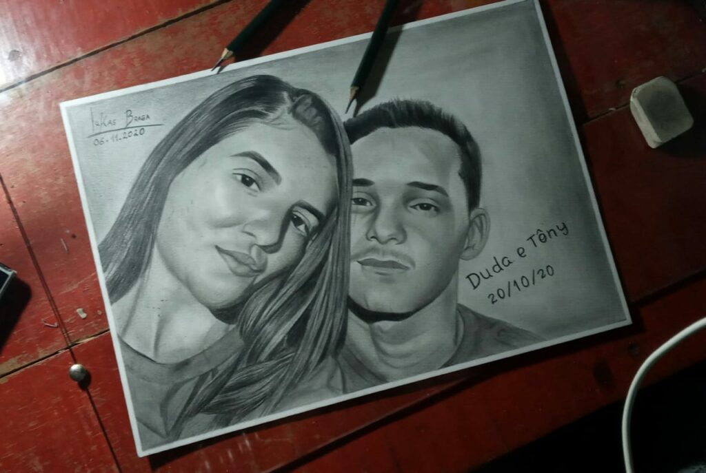 Jovem de Ipixuna faz sucesso nas redes sociais mostrando seus desenhos