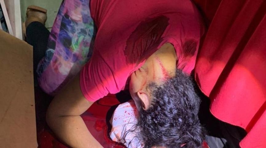 Mulher é executada com 6 tiros na frente da própria filha em Rio Branco