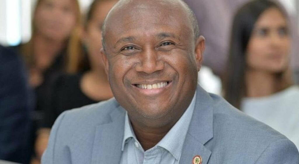 Há quase um mês na UTI, cantor e vereador Irmão Lázaro morre vítima da Covid-19