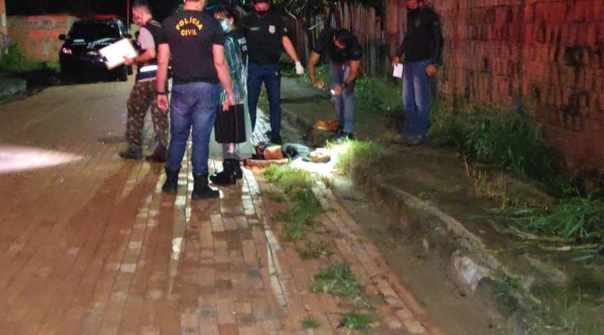 Após ser agredido, sogro toma arma de genro e o mata com facada no peito na Capital