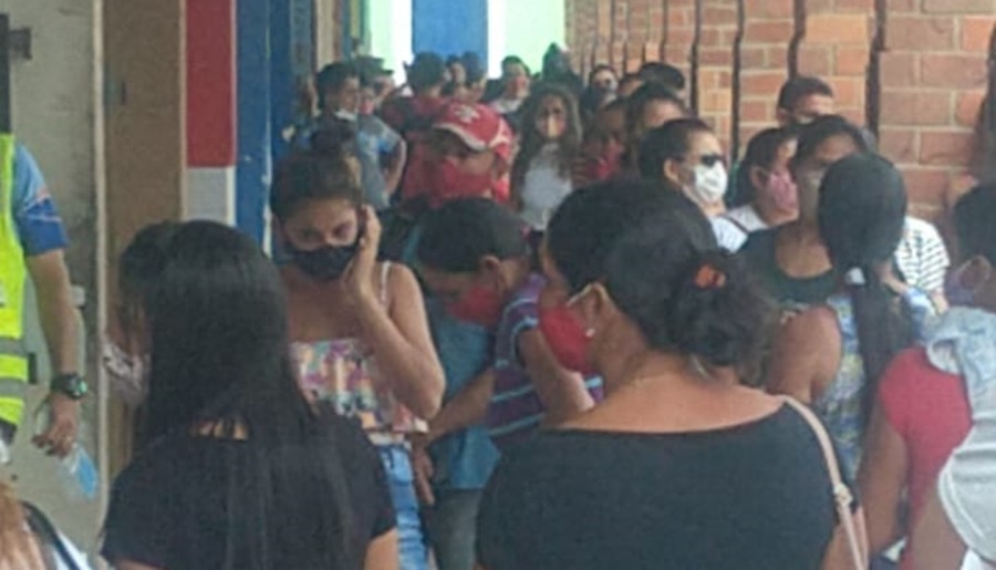 Lotéricas registram filas e aglomerações em Cruzeiro do Sul