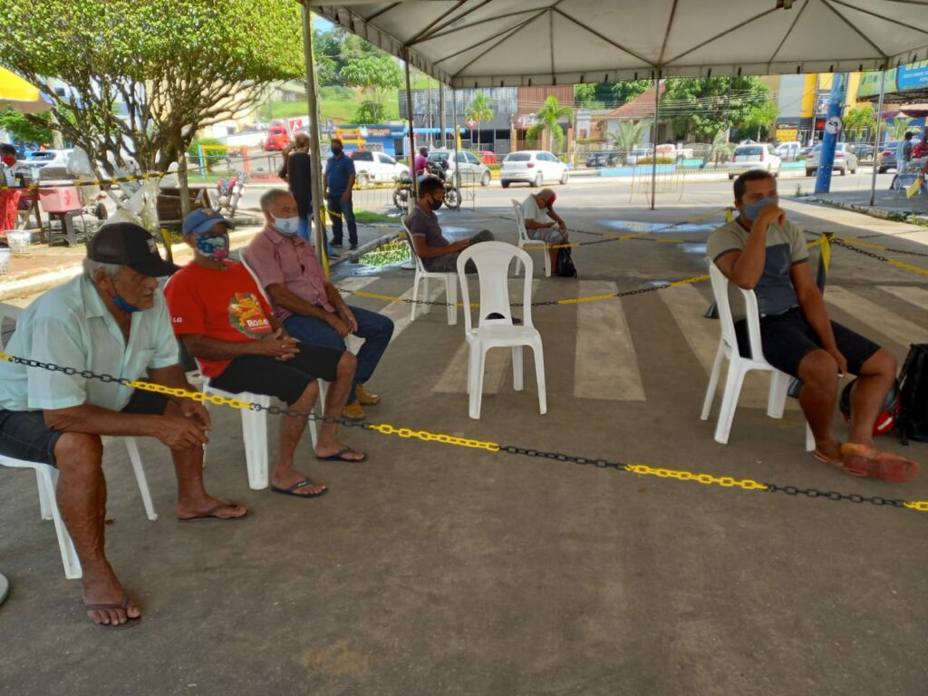 Em Cruzeiro do Sul, clientes elogiam melhora nas filas para atendimentos em agências bancárias