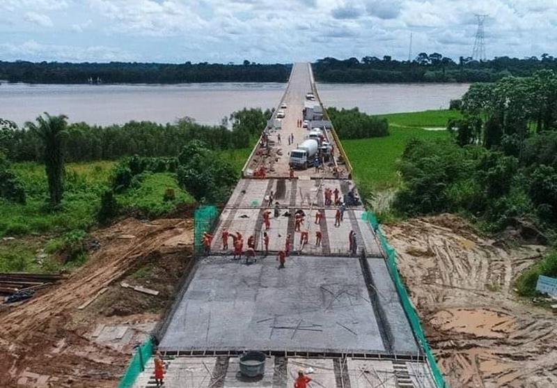 Ponte Abunã, sobre o Rio Madeira recebe os últimos acabamentos para sua inauguração em março