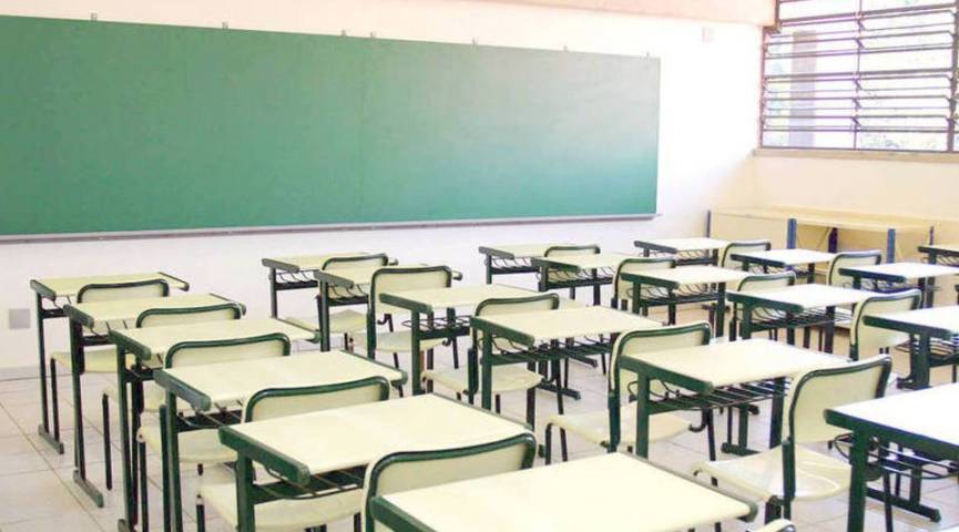 Rio Branco quer priorizar vacina dos profissionais da educação para retomada das aulas