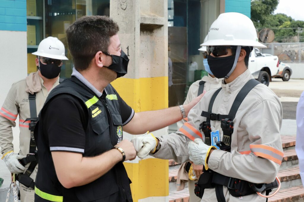 Governador visita Energisa e conhece plano de investimentos para os próximos três anos