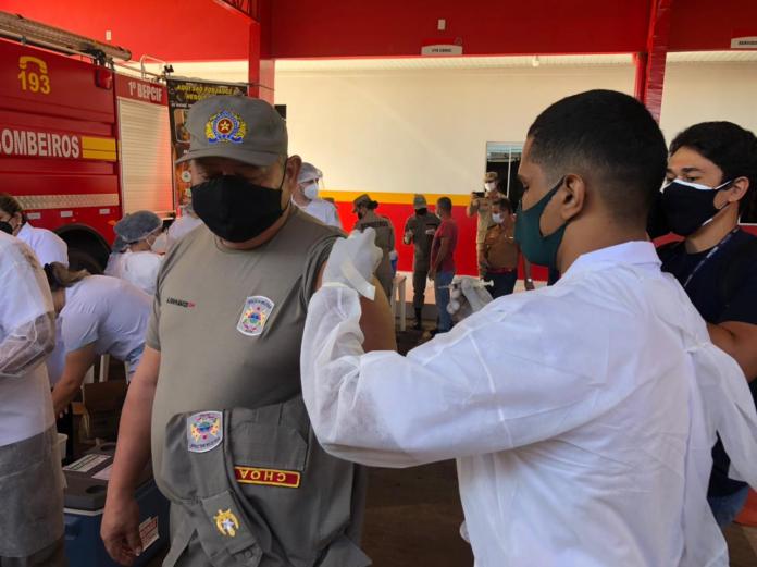 “Sentimento de esperança”, diz primeiro policial vacinado contra Covid-19 no AC