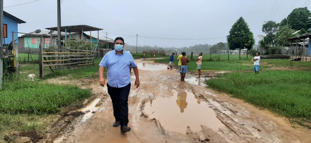 Vereador Franciney Freitas realiza visitas no bairro do Miritizal e na comunidade Olivença