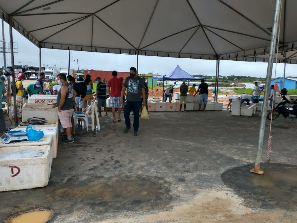 Prefeitura de Cruzeiro do Sul monta feiras livres para venda de peixes durante semana Santa