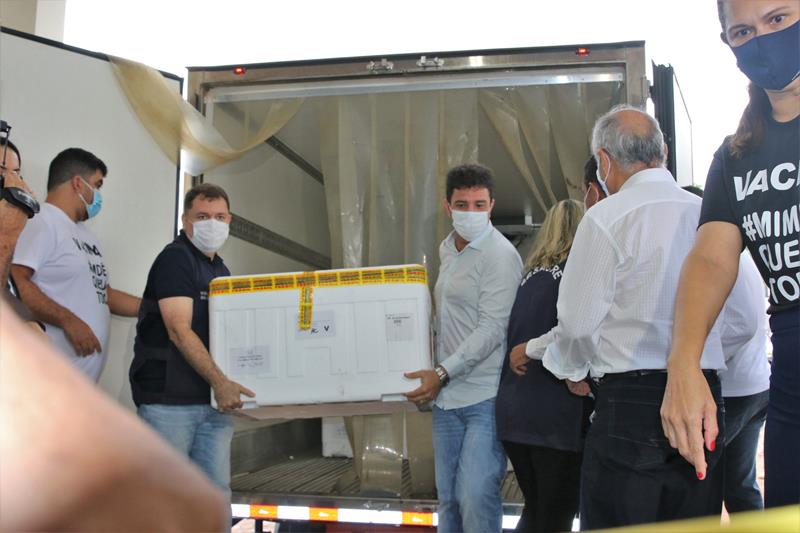 Acre vai receber quase 12 mil doses da vacina contra Covid-19 nesta sexta-feira