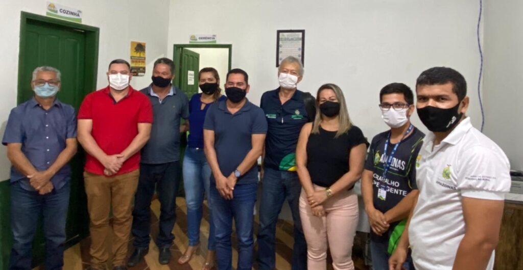 Prefeito Ordean Silva se reúne com equipe para tratar sobre Crédito Rural