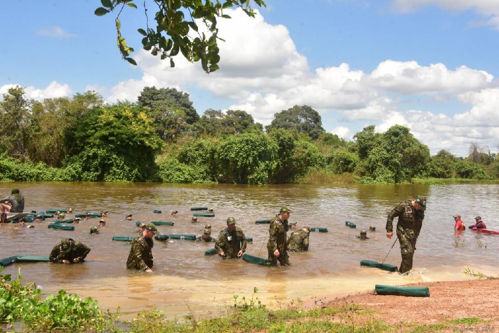 No Mato Grosso, policiais do Acre são formados para operar na fronteira