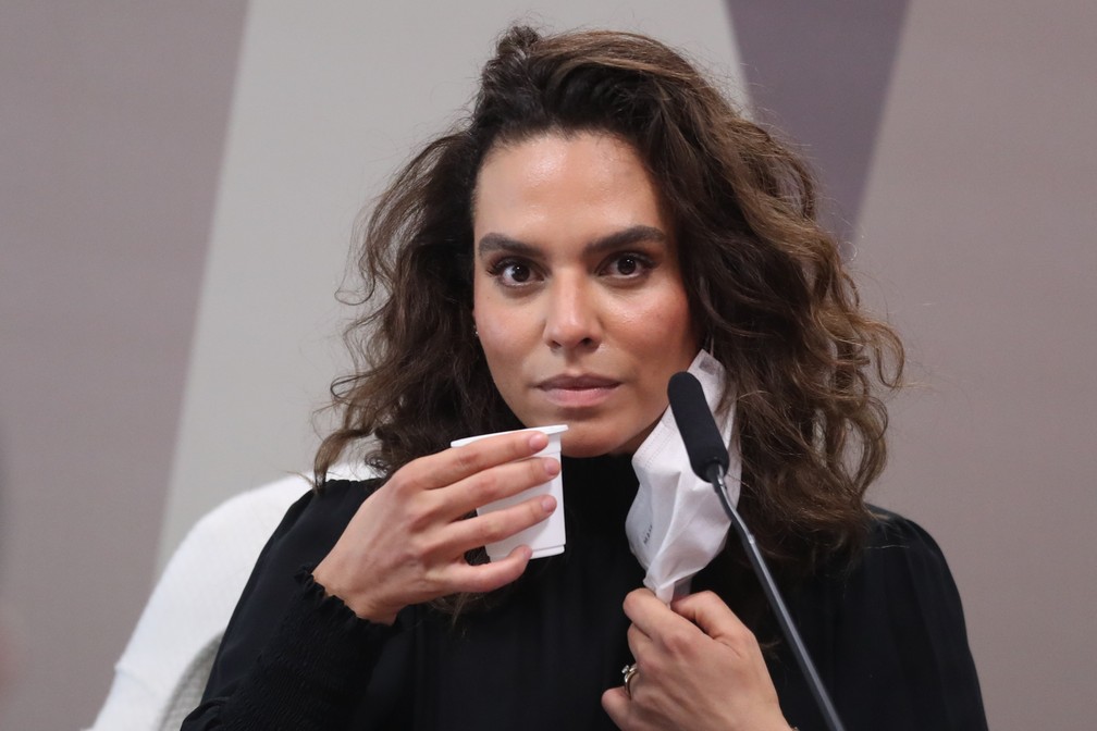 Luana Araújo: saiba quem é a infectologista que depôs na CPI