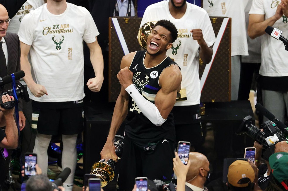 Milwaukee Bucks é campeão da NBA depois de 50 anos