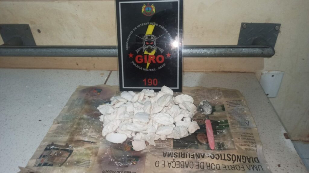 Polícia fecha “boca de fumo” e prende mulheres com quase 1 kg de cocaína