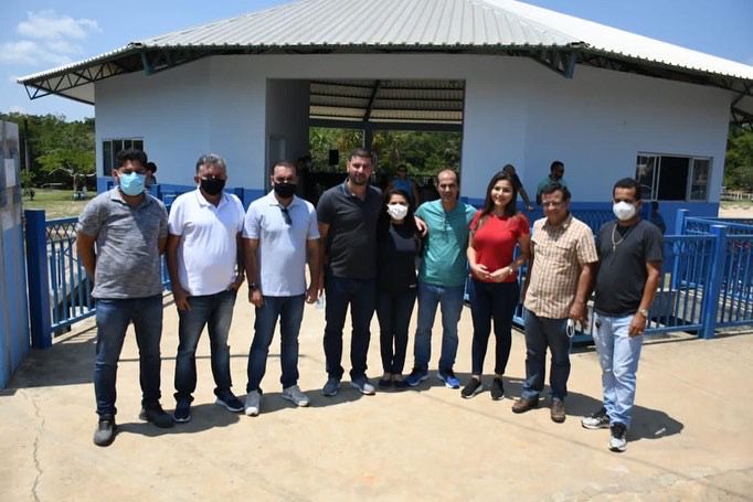 Município entrega 2ª etapa da revitalização do Igarapé Preto