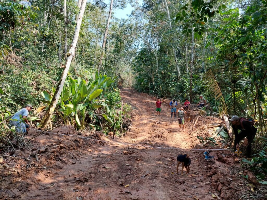 Povos indígenas do Juruá organizam congresso contra estrada ilegal no Peru