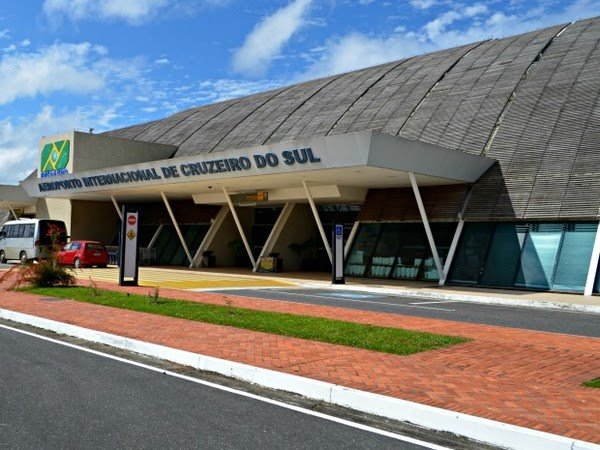 Aeroporto de Internacional de Cruzeiro do Sul tem barreira sanitária para evitar saída de praga Monilíase do Cacaueiro